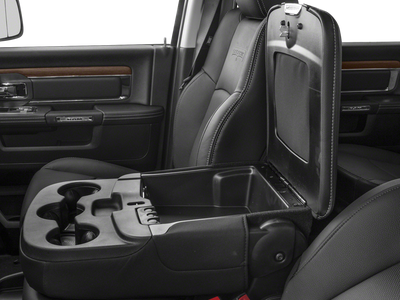 2017 RAM 2500 Laramie Crew Cab 4x4 6'4' Box