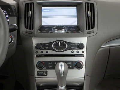 2011 INFINITI G37 X