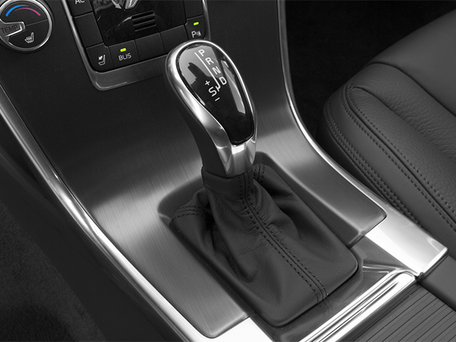 2014 Volvo XC60 T6 Premier Plus