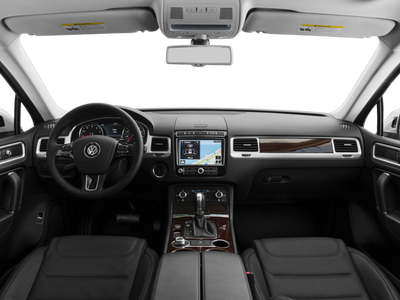 2016 Volkswagen Touareg Lux