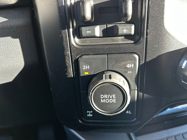 2026 Ford F-350SD F-350® Lariat®