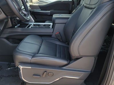 2025 Ford F-350SD Platinum