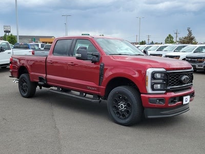 2025 Ford F-350SD Lariat