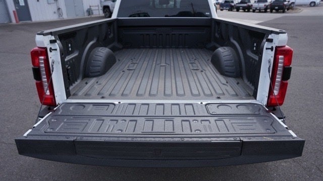 2026 Ford F-350SD Lariat DRW