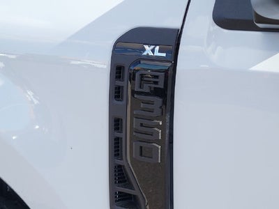 2027 Ford F-350 XL