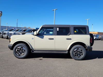 2026 Ford Bronco Outer Banks®