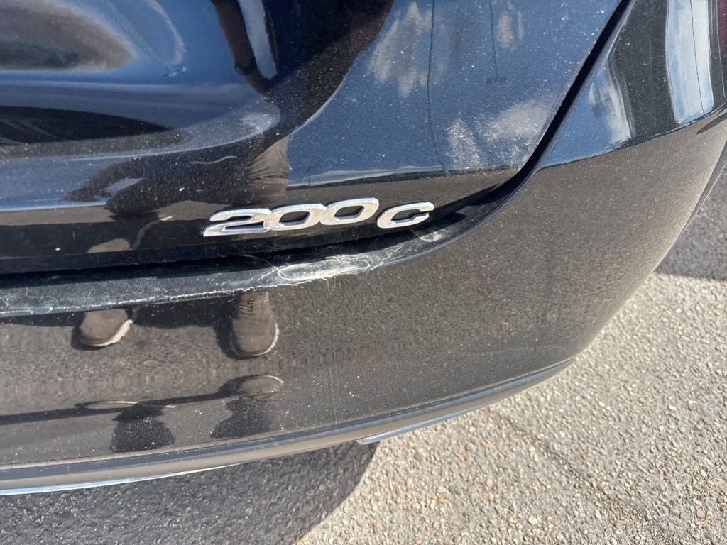 2016 Chrysler 200 C