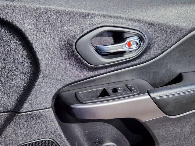 2020 Jeep Cherokee Latitude Plus FWD