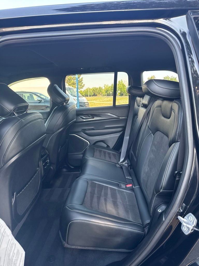 2022 Jeep Grand Cherokee Altitude 4x4