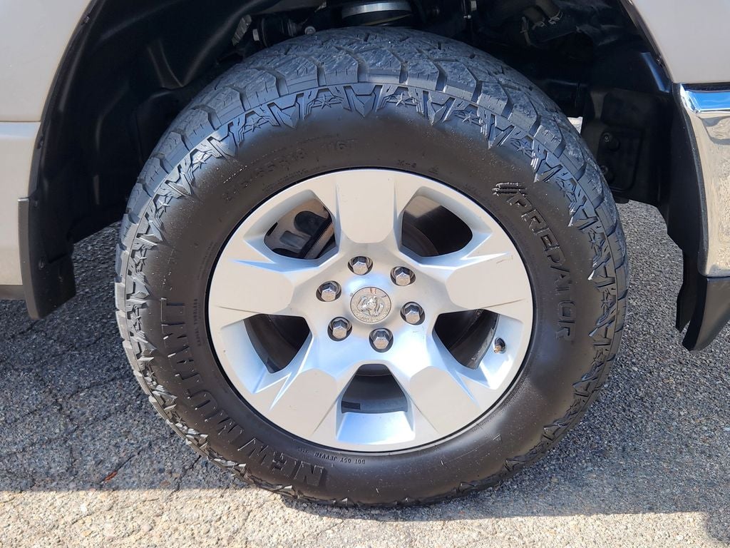 2020 RAM 1500 Big Horn Quad Cab 4x4 6'4' Box