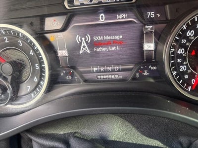 2020 RAM 1500 Laramie Quad Cab 4x4 6'4' Box