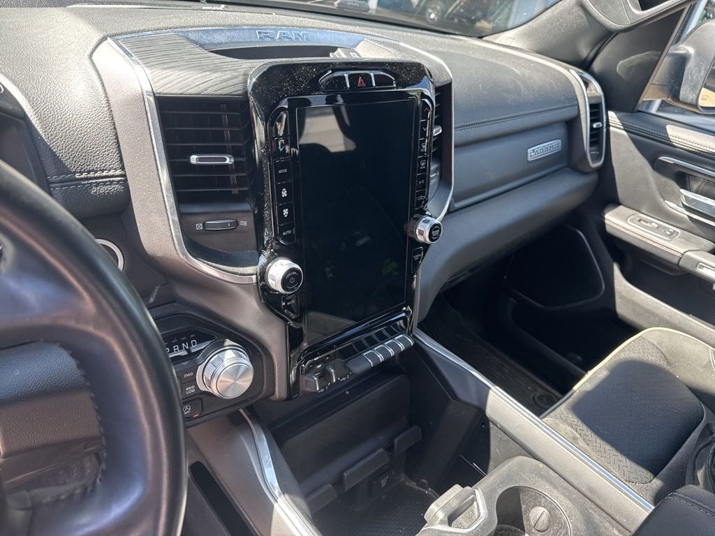 2023 RAM 1500 Laramie Crew Cab 4x4 5'7' Box