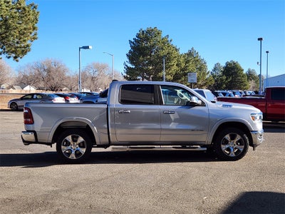 2022 RAM 1500 Laramie Crew Cab 4x4 5'7' Box