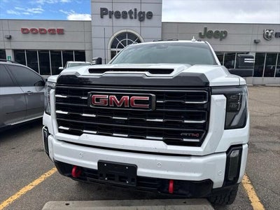 2024 GMC Sierra 3500HD 4WD Crew Cab Standard Bed AT4
