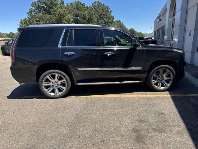 2017 Cadillac Escalade Luxury