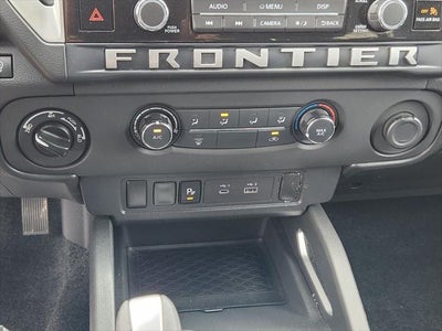 2025 Nissan Frontier SV