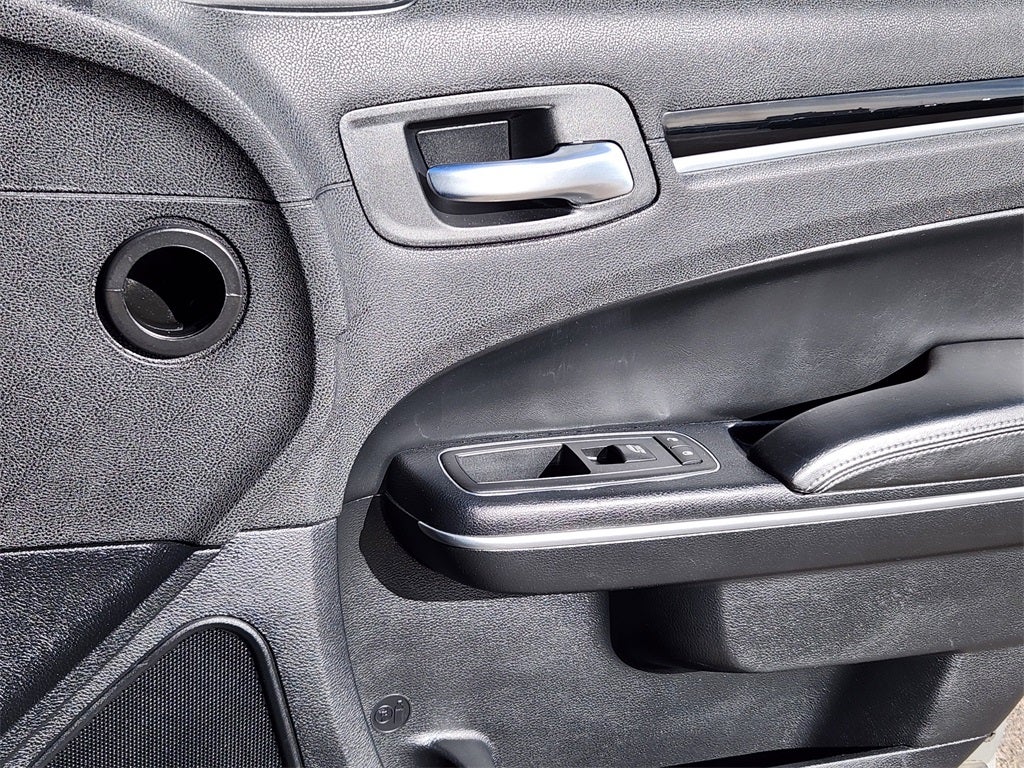 2017 Chrysler 300 300S AWD