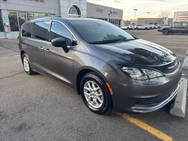 2021 Chrysler Voyager LXI