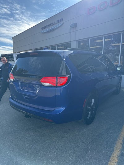 2020 Chrysler Pacifica 35th Anniversary Touring L Plus