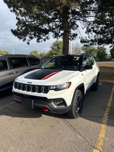 2025 Jeep Compass Trailhawk