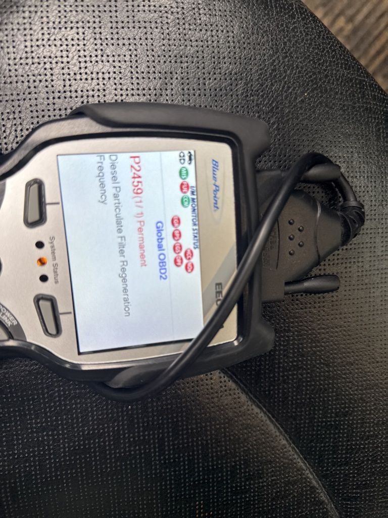 2023 RAM 3500 Laramie Mega Cab 4x4 6'4' Box