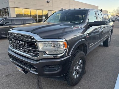 2019 RAM 3500 Limited Crew Cab 4x4 8' Box