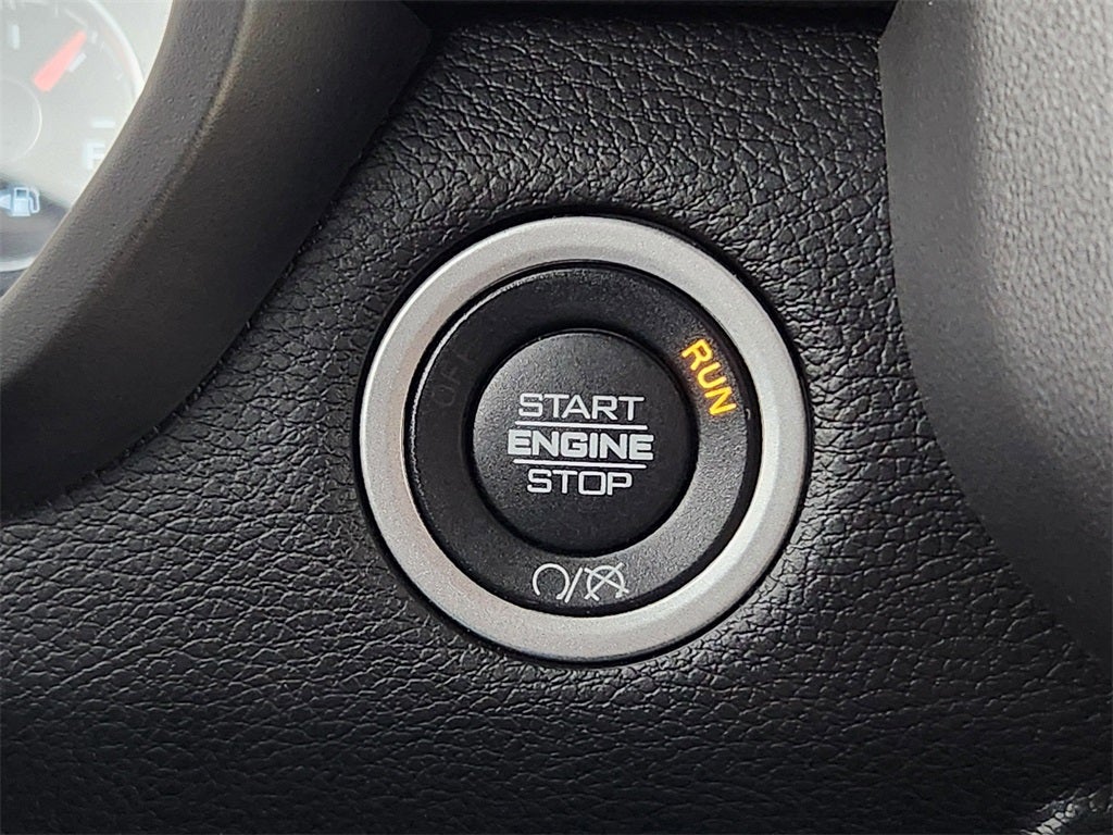 2022 RAM 2500 Laramie Crew Cab 4x4 6'4' Box