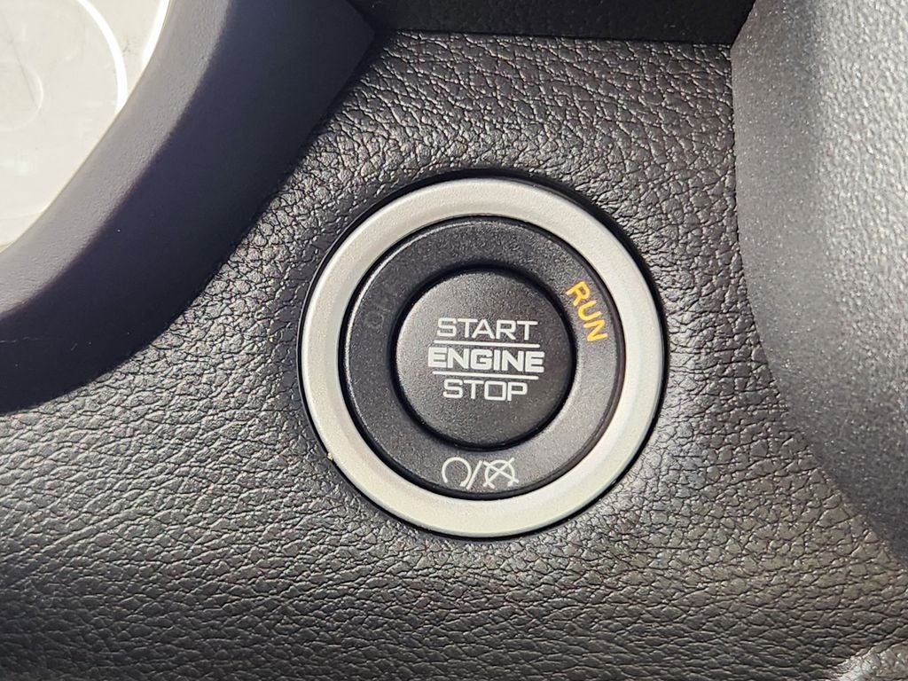 2023 RAM 2500 Tradesman Crew Cab 4x4 8' Box