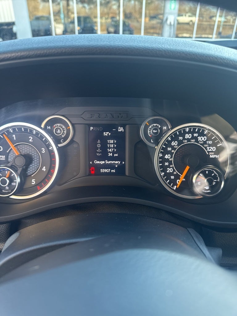 2019 RAM 2500 Tradesman Crew Cab 4x4 8' Box