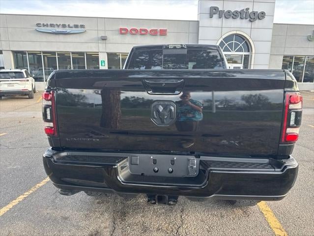 2021 RAM 2500 Limited Crew Cab 4x4 6'4' Box