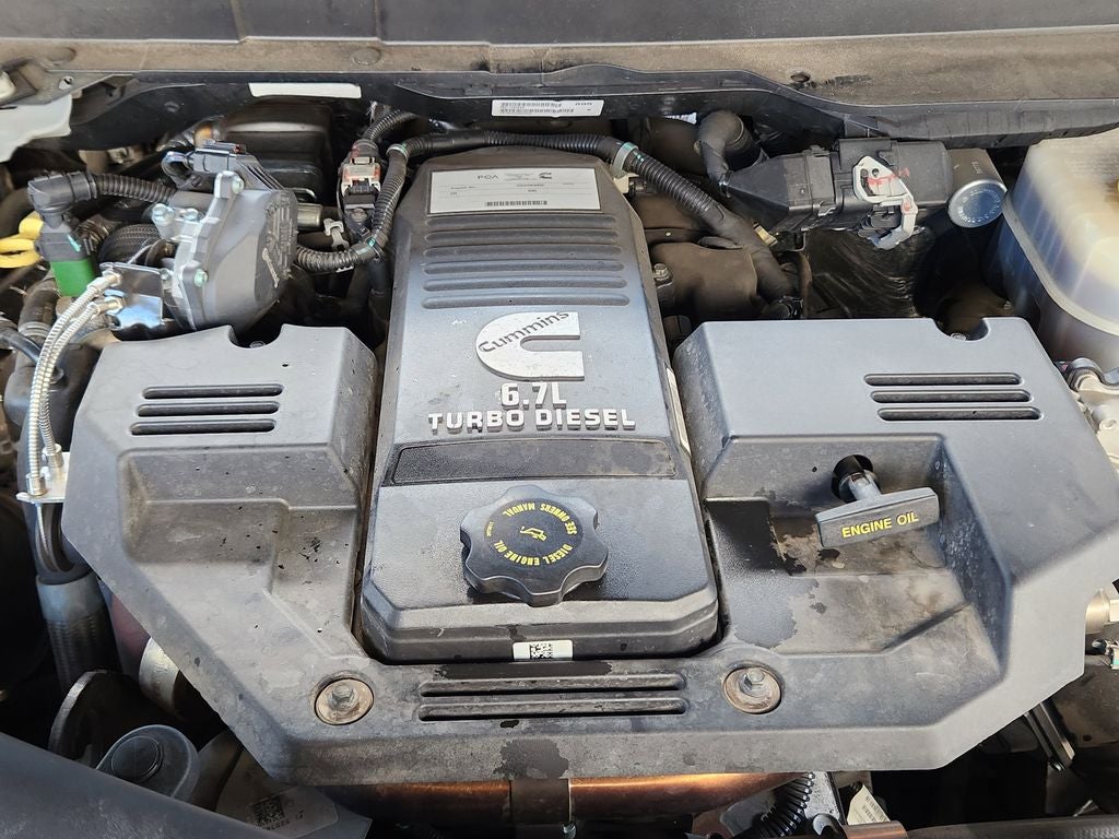 2019 RAM 2500 Limited Crew Cab 4x4 6'4' Box