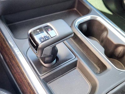 2023 GMC Sierra 1500 4WD Crew Cab Standard Box Elevation