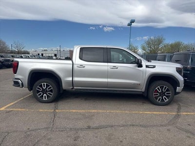 2022 GMC Sierra 1500 4WD Crew Cab Short Box AT4