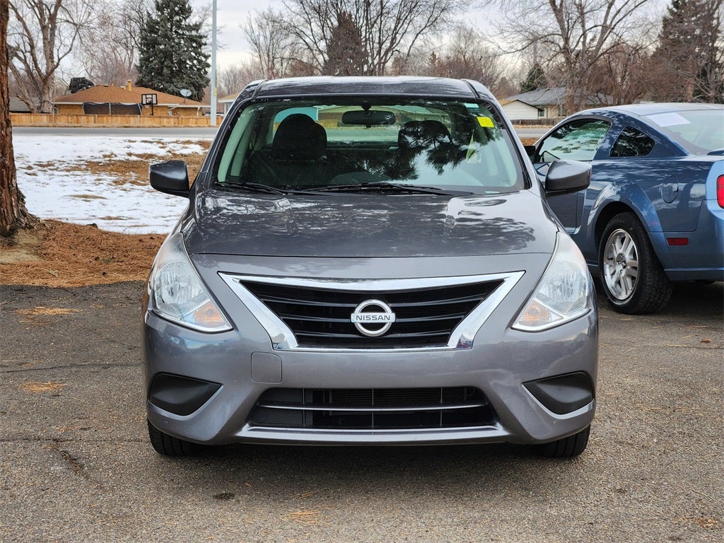 2019 Nissan Versa 1.6 S+