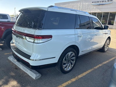 2022 Lincoln Navigator Standard