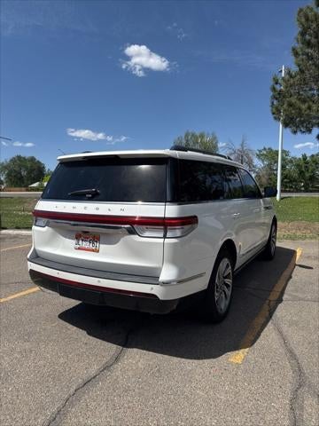 2022 Lincoln Navigator Standard
