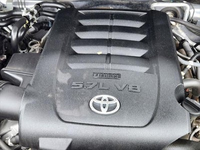 2011 Toyota Sequoia SR5 5.7L