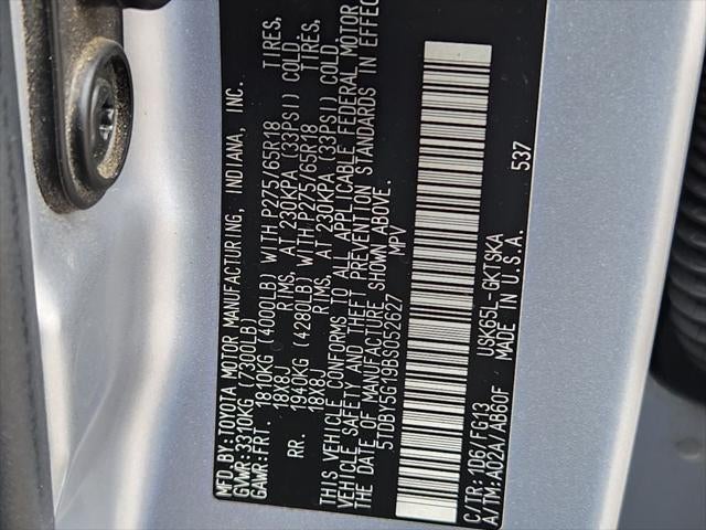 2011 Toyota Sequoia SR5 5.7L