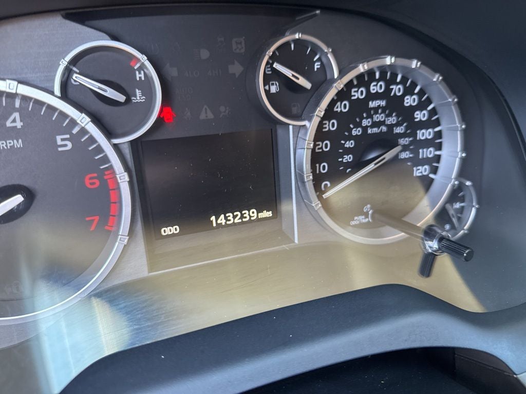 2014 Toyota Tundra SR5 5.7L V8