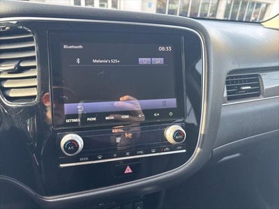 2020 Mitsubishi Outlander Base