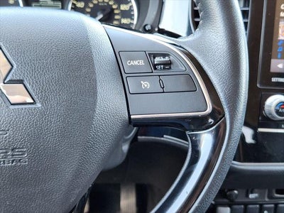 2020 Mitsubishi Outlander Base