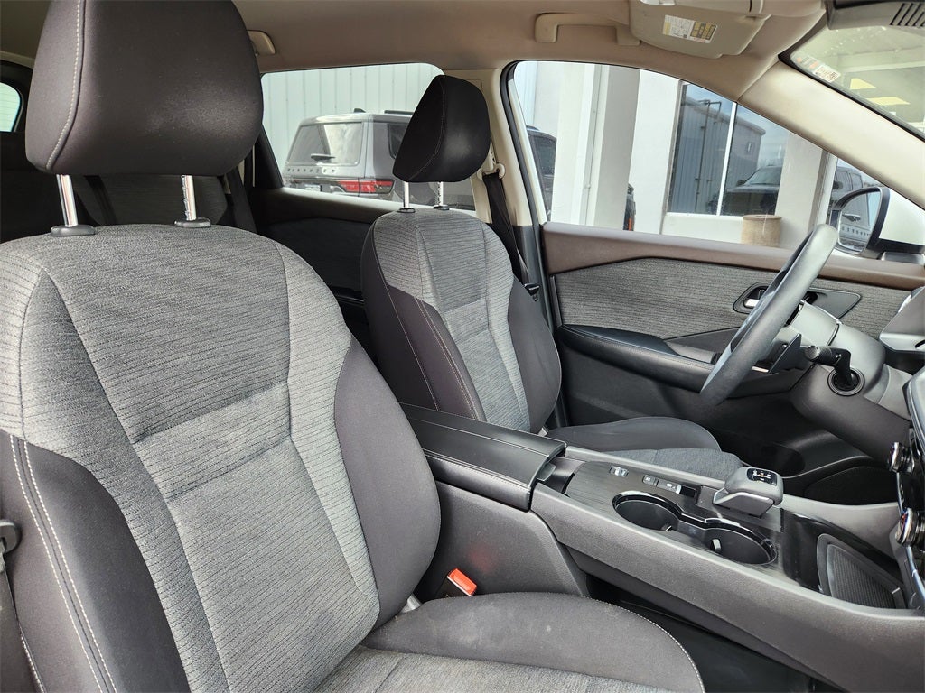 2021 Nissan Rogue SV FWD