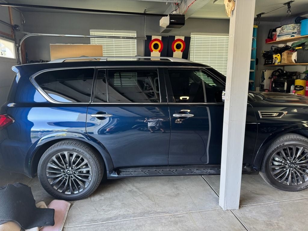 2022 INFINITI QX80 Premium Select