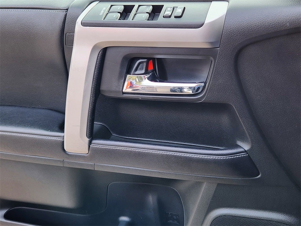 2017 Toyota 4Runner SR5