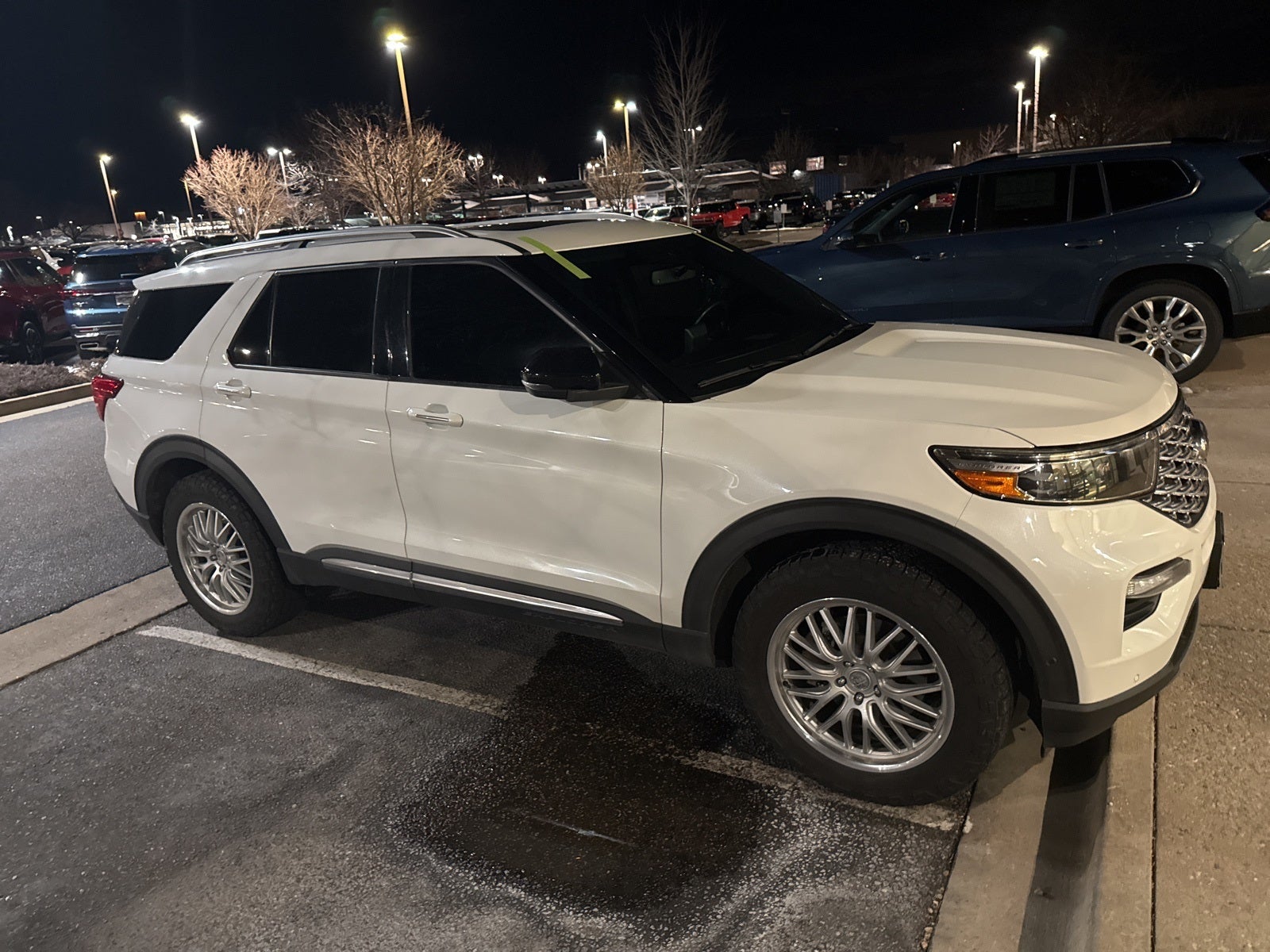 2020 Ford Explorer Platinum