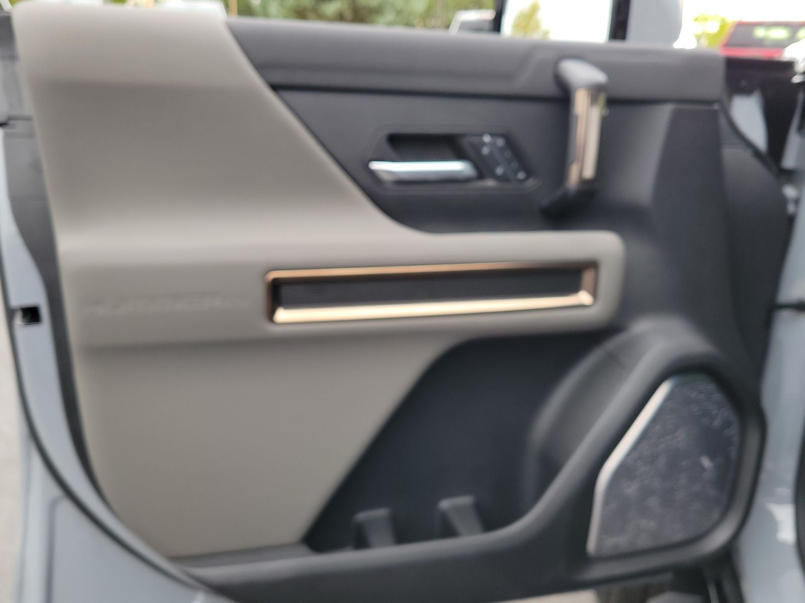 2024 GMC Hummer EV SUV 2X
