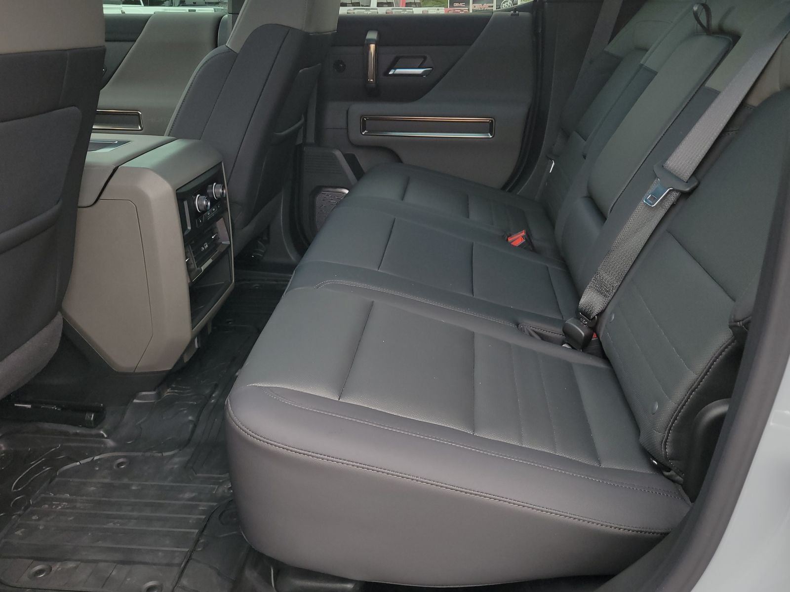 2024 GMC Hummer EV SUV 2X