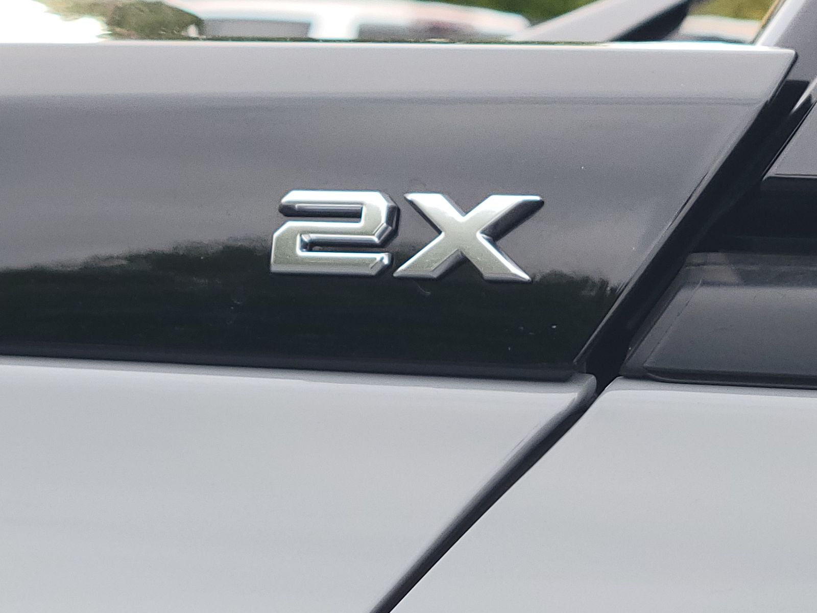 2024 GMC Hummer EV SUV 2X