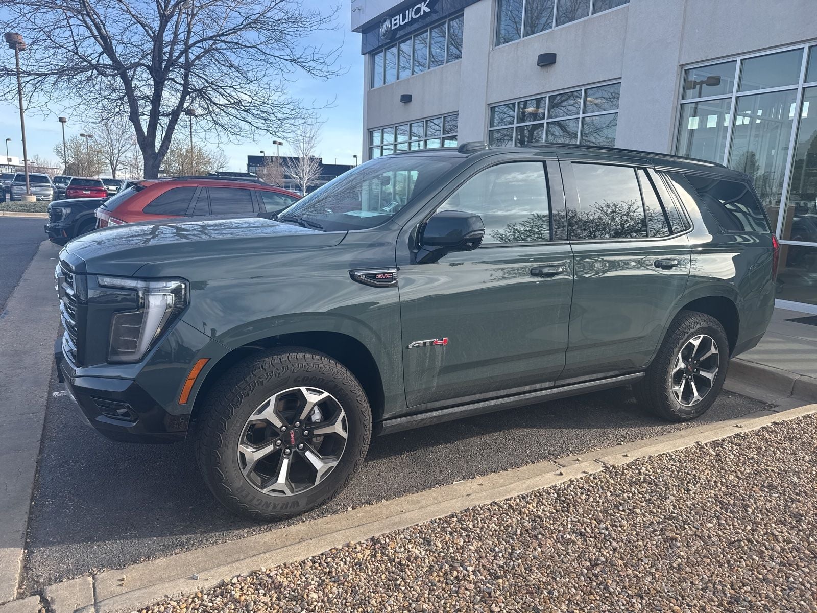 2025 GMC Yukon AT4