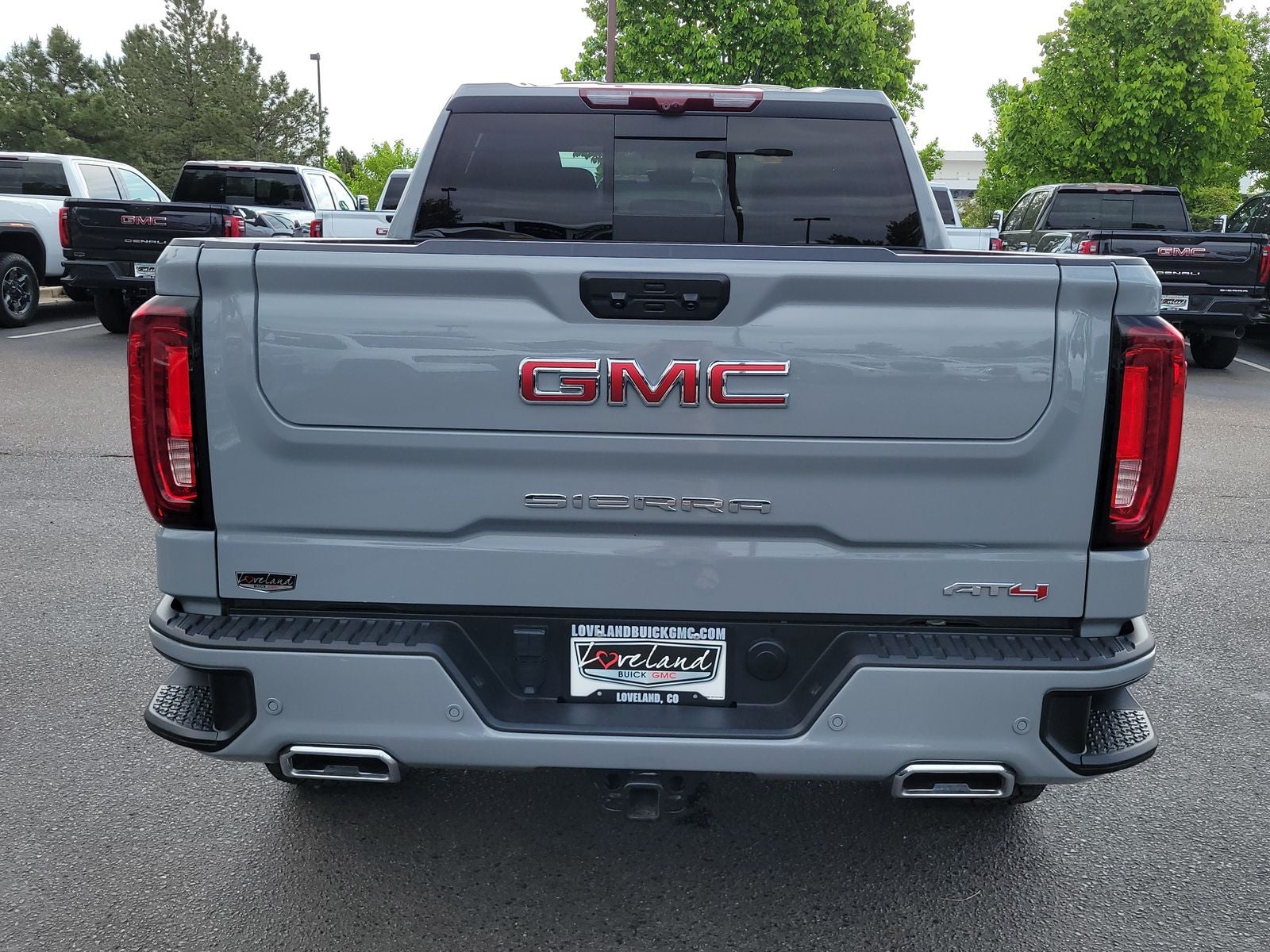 2024 GMC Sierra 1500 AT4
